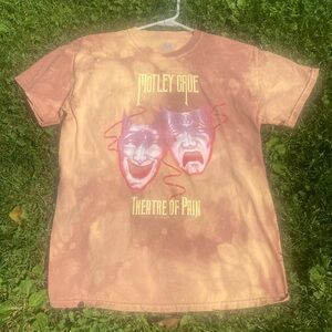 Motley Crue // Theater of Pain Graphic T Shirt